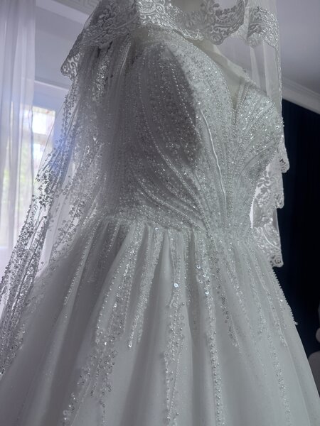 Rochie mireasa tip printesa