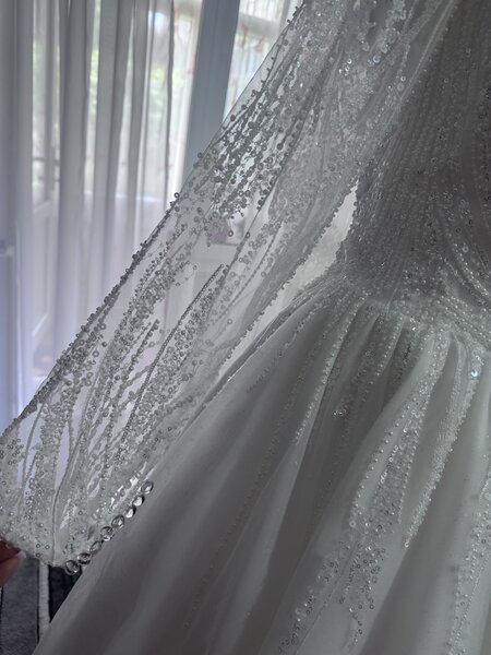 Rochie mireasa tip printesa
