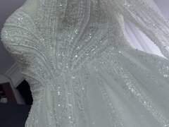 Rochie mireasa tip printesa